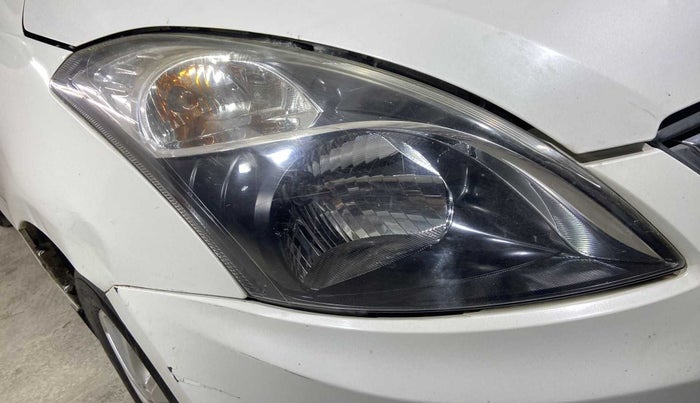 2016 Maruti Swift Dzire ZDI, Diesel, Manual, 73,201 km, Right headlight - Minor scratches