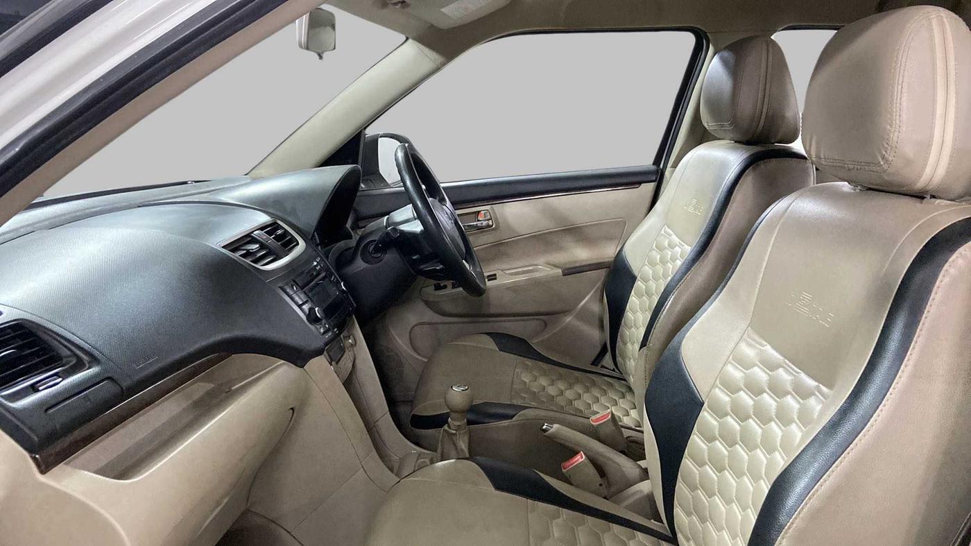 2016 Maruti Swift Dzire ZDI, Diesel, Manual, 73,201 km, Right Side Front Door Cabin