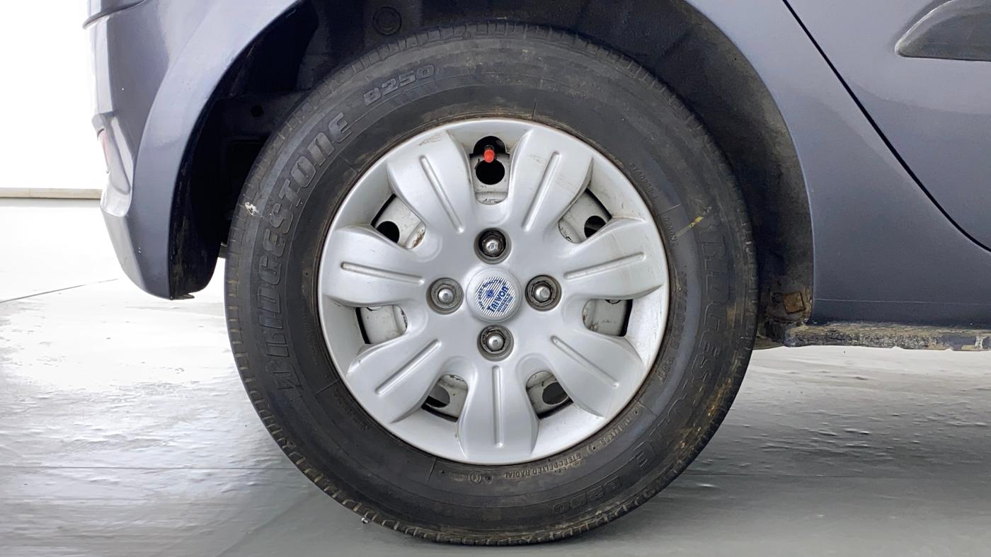2014 Hyundai i10 MAGNA 1.1 IRDE2, Petrol, Manual, 66,950 km, Right Rear Wheel