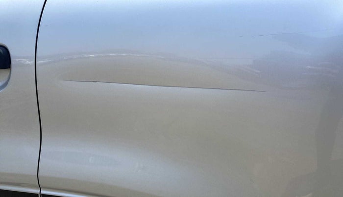 2022 Renault Kwid RXT 1.0, Petrol, Manual, 19,410 km, Rear left door - Slightly dented
