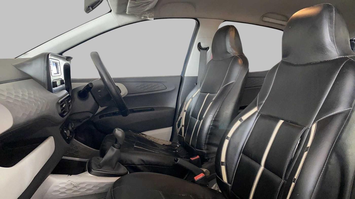 2020 Hyundai GRAND I10 NIOS MAGNA 1.2 KAPPA VTVT, Petrol, Manual, 39,269 km, Right Side Front Door Cabin