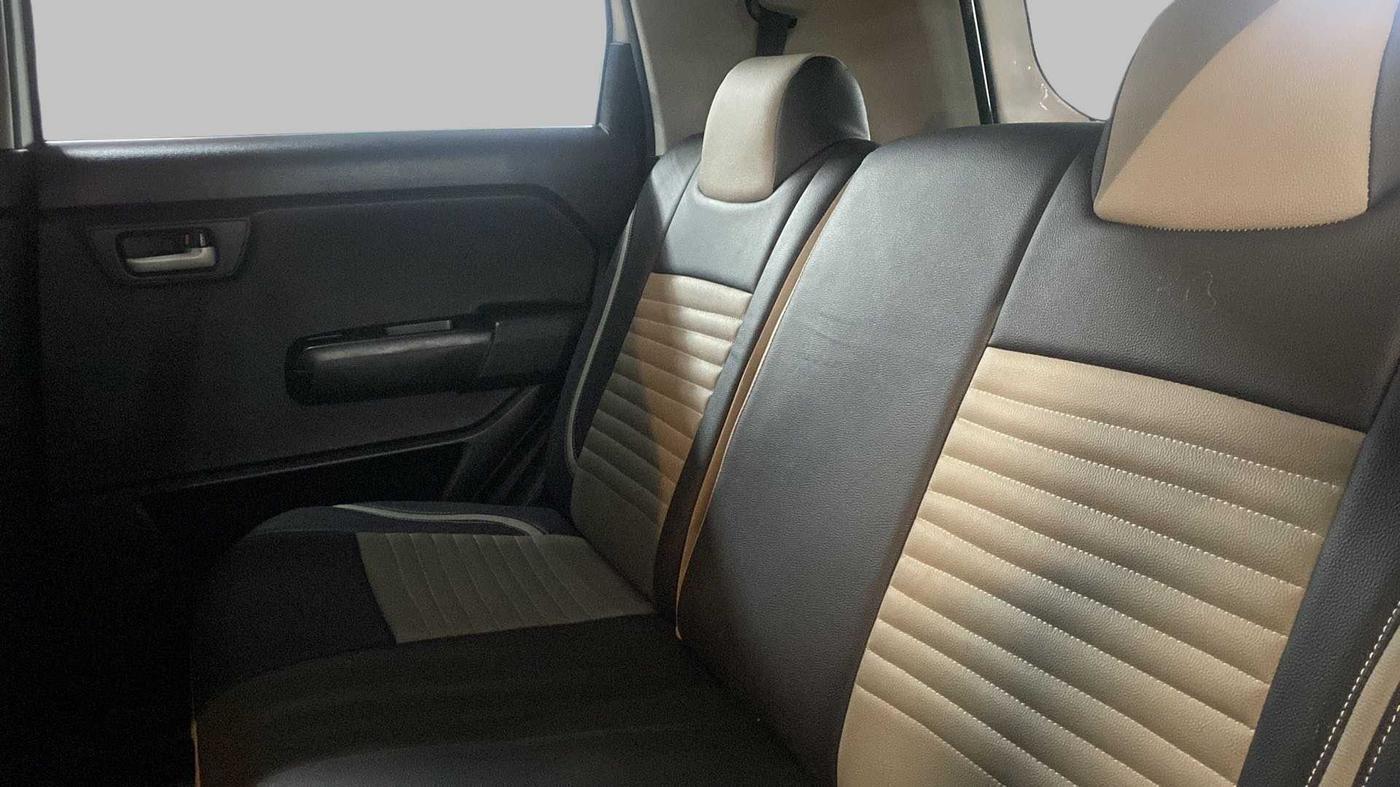 2020 Maruti New Wagon-R ZXI 1.2, Petrol, Manual, 22,750 km, Right Side Rear Door Cabin