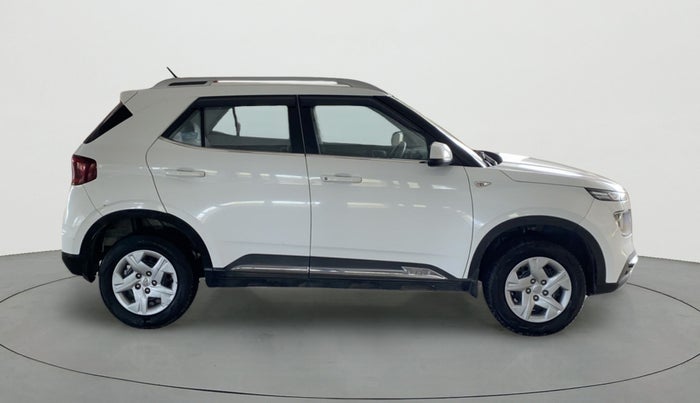 2020 Hyundai VENUE S 1.2, Petrol, Manual, 48,706 km, Right Side View