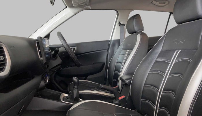 2020 Hyundai VENUE S 1.2, Petrol, Manual, 48,706 km, Right Side Front Door Cabin