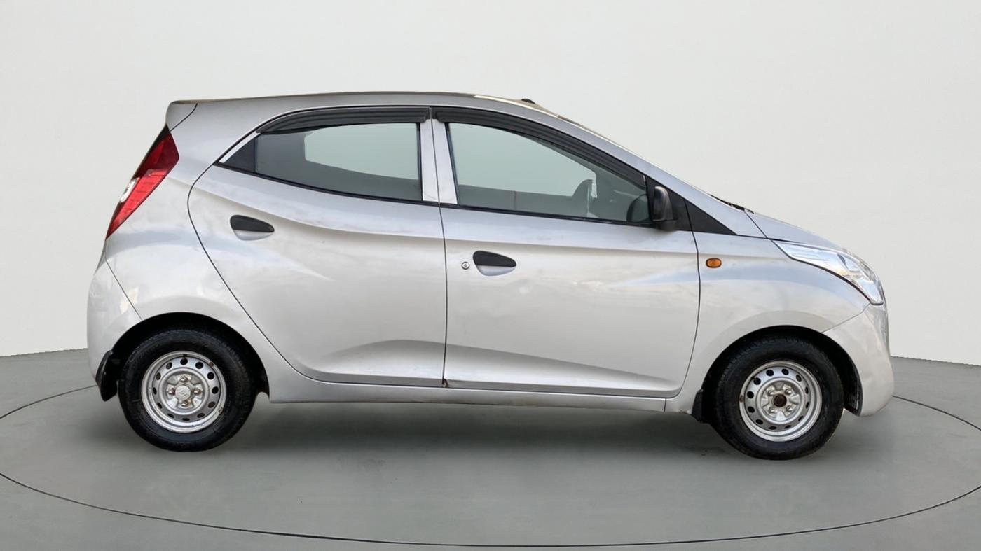 2014 Hyundai Eon ERA +, Petrol, Manual, 22,291 km, Right Side View