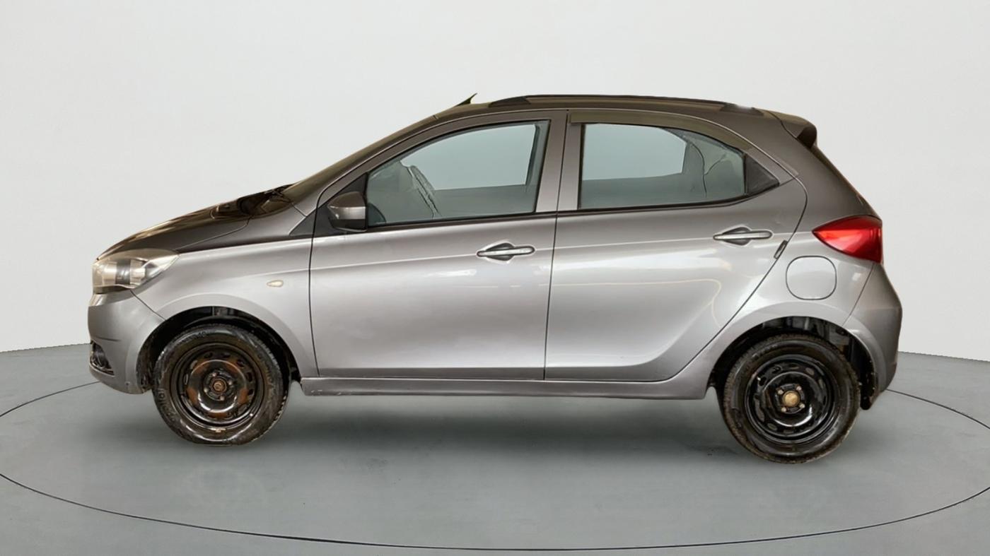 2018 Tata Tiago XT DIESEL, Diesel, Manual, 99,648 km, Left Side