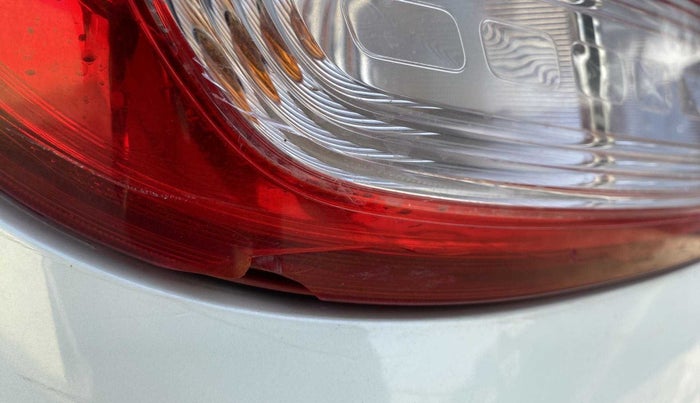 2019 Maruti Dzire VXI, Petrol, Manual, 47,218 km, Left tail light - Minor damage