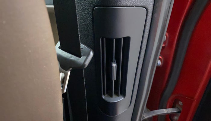 2021 Tata Harrier XZA PLUS 2.0L DUAL TONE, Diesel, Automatic, 22,947 km, Rear AC Vents