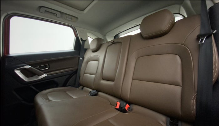 2021 Tata Harrier XZA PLUS 2.0L DUAL TONE, Diesel, Automatic, 22,947 km, Right Side Rear Door Cabin