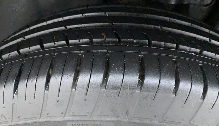 2021 Tata Harrier XZA PLUS 2.0L DUAL TONE, Diesel, Automatic, 22,947 km, Right Rear Tyre Tread
