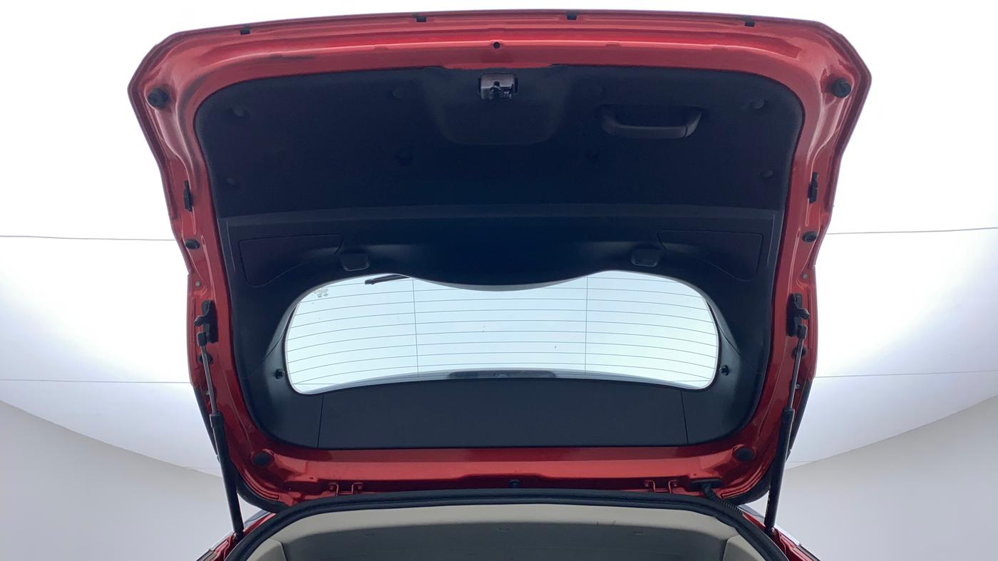 2021 Tata Harrier XZA PLUS 2.0L DUAL TONE, Diesel, Automatic, 22,947 km, Boot Door Open