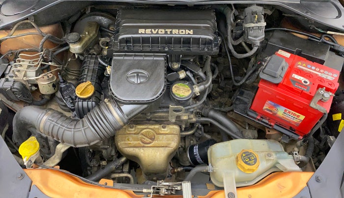 2017 Tata Tiago XZ PETROL, Petrol, Manual, 60,828 km, Open Bonet