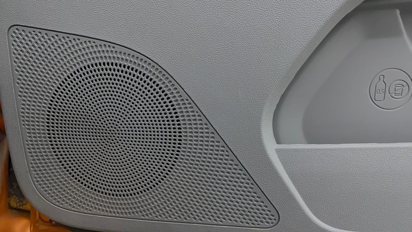 2017 Tata Tiago XZ PETROL, Petrol, Manual, 60,828 km, Speaker