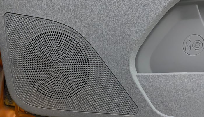 2017 Tata Tiago XZ PETROL, Petrol, Manual, 60,828 km, Speaker