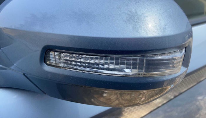 2013 Maruti Swift Dzire VXI REGAL EDITION, Petrol, Manual, 26,830 km, Left rear-view mirror - Indicator light not working