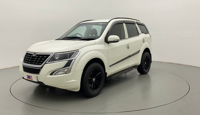 2019 Mahindra XUV500 W3, Diesel, Manual, 36,170 km, Left Front Diagonal