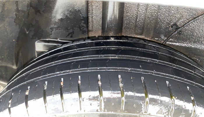 2023 Tata PUNCH CREATIVE  MT, Petrol, Manual, 42,179 km, Right Rear Tyre Tread