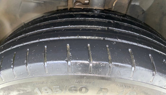 2023 Tata PUNCH CREATIVE  MT, Petrol, Manual, 42,179 km, Left Front Tyre Tread