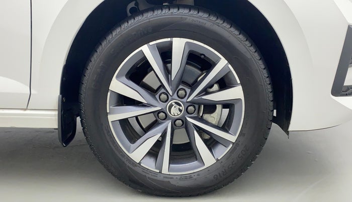 2022 Skoda SLAVIA STYLE 1.0L TSI AT, Petrol, Automatic, 2,125 km, Right Front Wheel