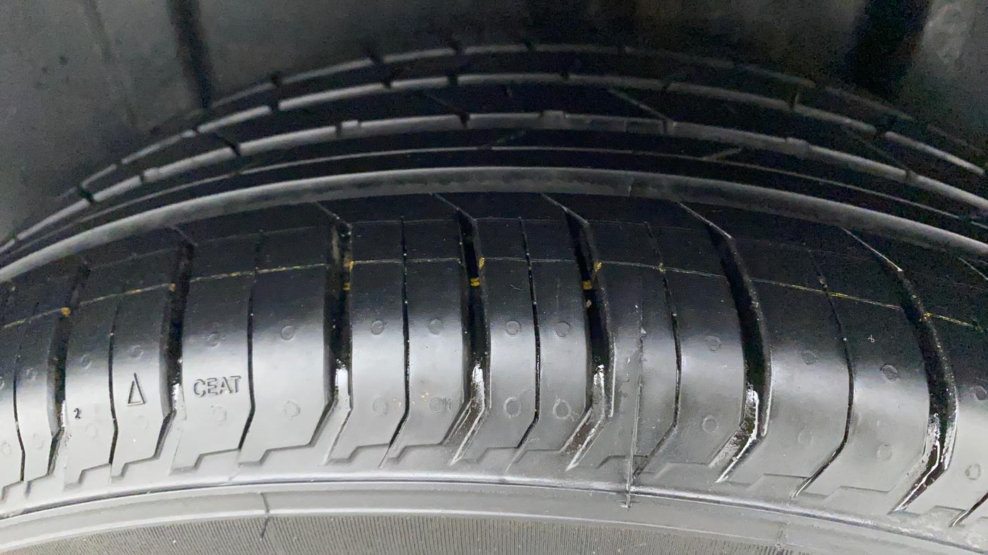 2022 Skoda SLAVIA STYLE 1.0L TSI AT, Petrol, Automatic, 2,125 km, Left Rear Tyre Tread