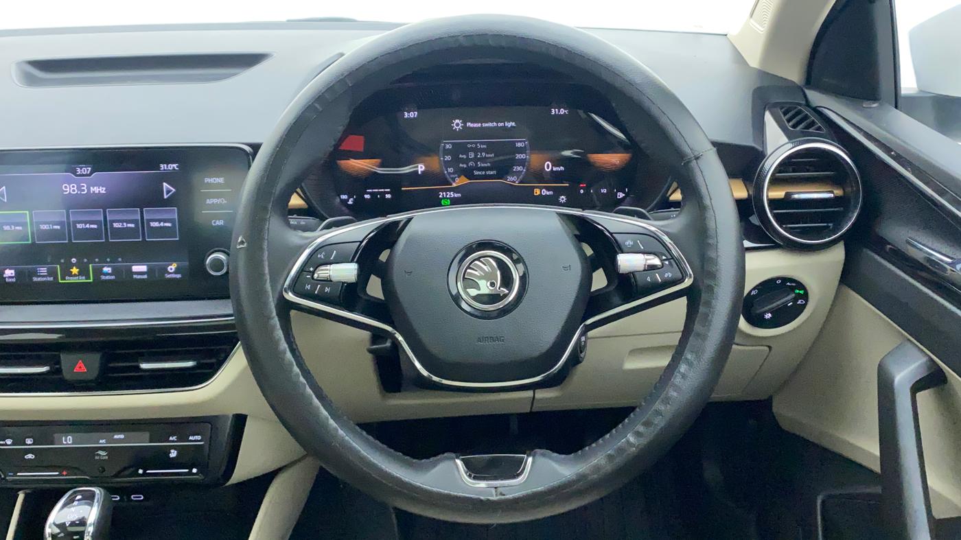 2022 Skoda SLAVIA STYLE 1.0L TSI AT, Petrol, Automatic, 2,125 km, Steering Wheel Close Up