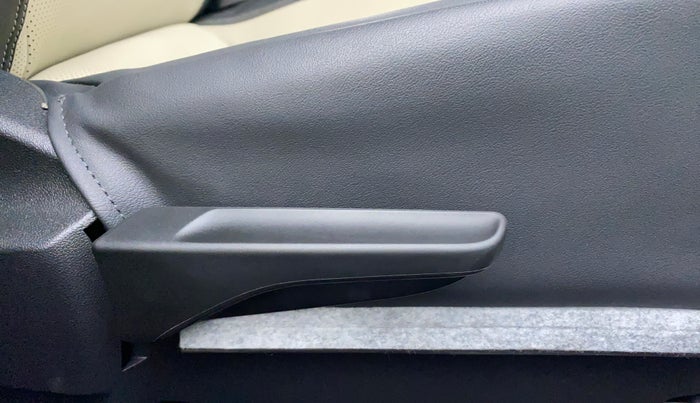 2022 Skoda SLAVIA STYLE 1.0L TSI AT, Petrol, Automatic, 2,125 km, Driver Side Adjustment Panel