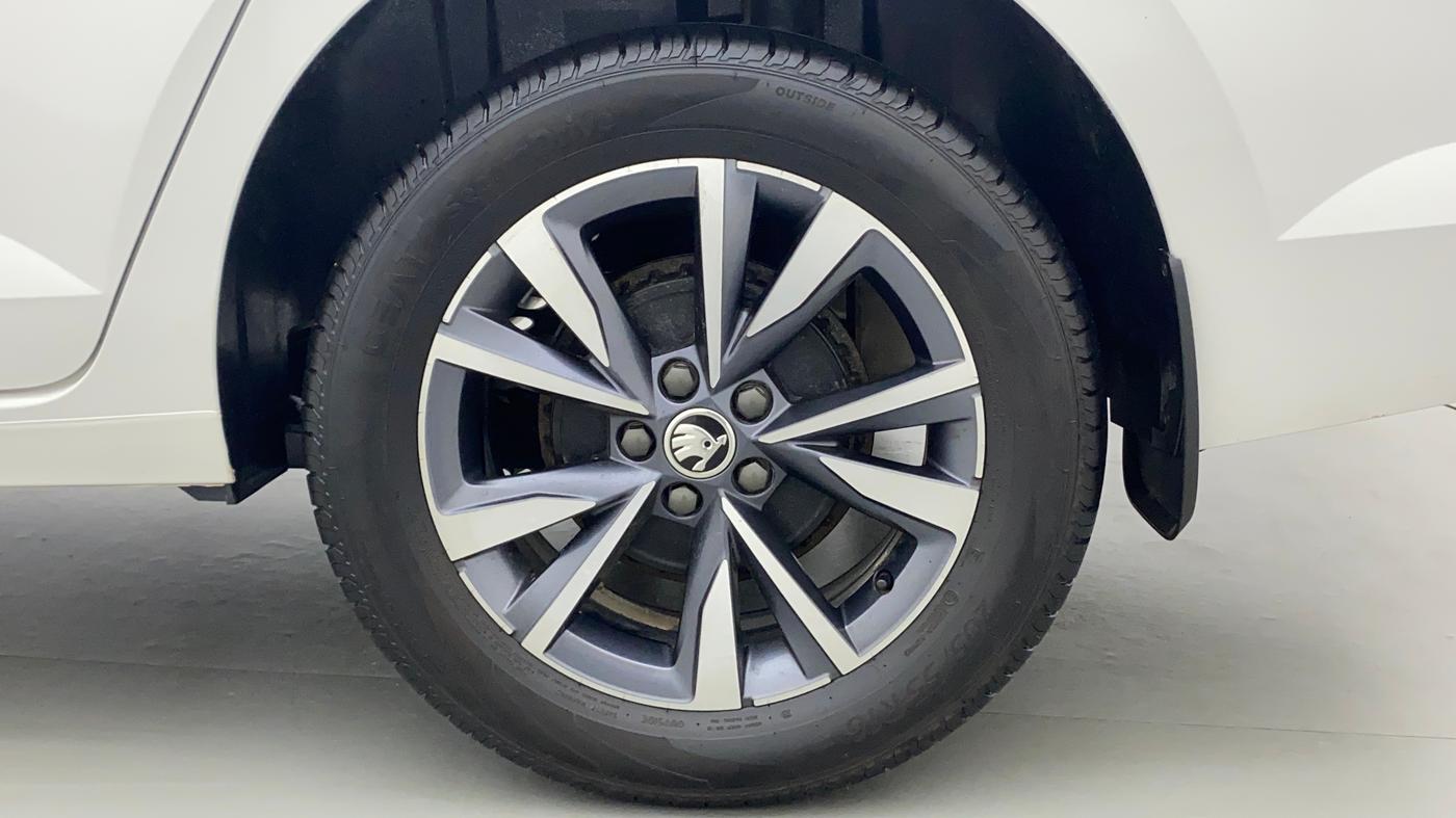 2022 Skoda SLAVIA STYLE 1.0L TSI AT, Petrol, Automatic, 2,125 km, Left Rear Wheel