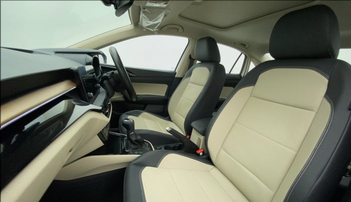 2022 Skoda SLAVIA STYLE 1.0L TSI AT, Petrol, Automatic, 2,125 km, Right Side Front Door Cabin