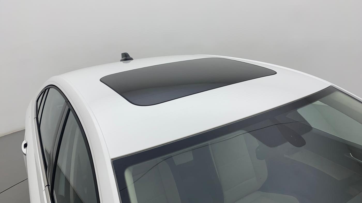 2022 Skoda SLAVIA STYLE 1.0L TSI AT, Petrol, Automatic, 2,125 km, Roof