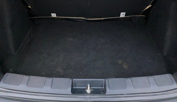 2021 Tata NEXON XM SUNROOF DIESEL, Diesel, Manual, 59,418 km, Boot Inside