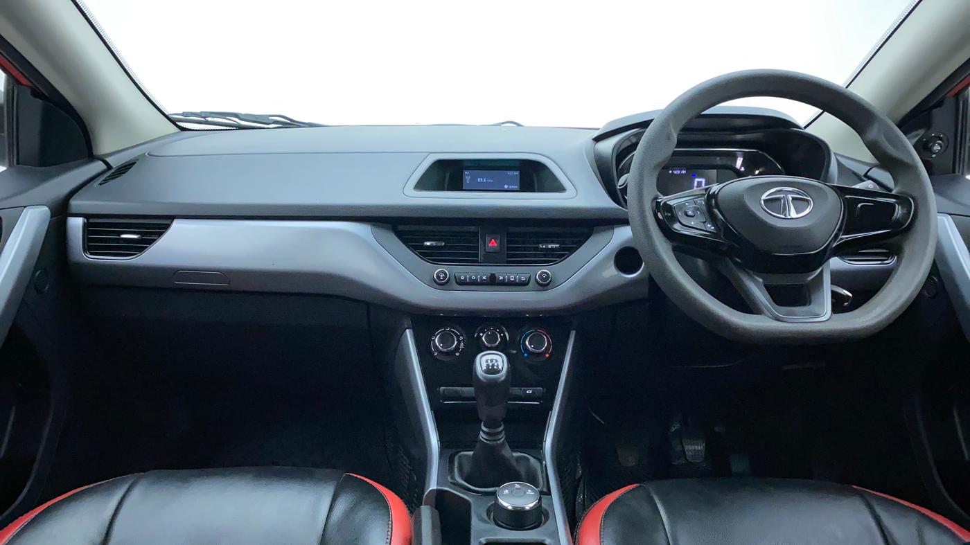 2021 Tata NEXON XM SUNROOF DIESEL, Diesel, Manual, 59,418 km, Dashboard