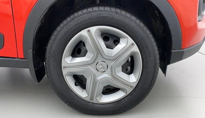 2021 Tata NEXON XM SUNROOF DIESEL, Diesel, Manual, 59,418 km, Right Front Wheel