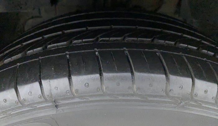 2021 Tata NEXON XM SUNROOF DIESEL, Diesel, Manual, 59,418 km, Left Front Tyre Tread