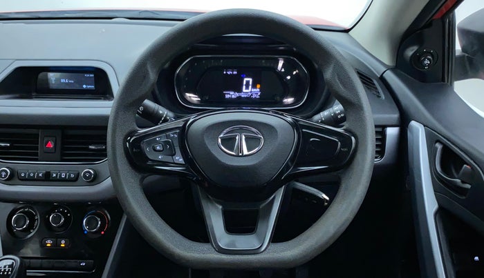 2021 Tata NEXON XM SUNROOF DIESEL, Diesel, Manual, 59,418 km, Steering Wheel Close Up