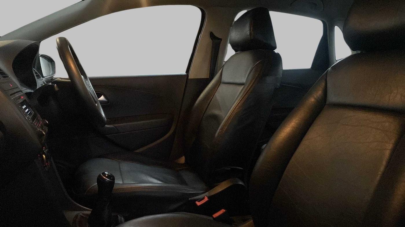 2019 Volkswagen Ameo COMFORTLINE 1.0, Petrol, Manual, 42,423 km, Right Side Front Door Cabin