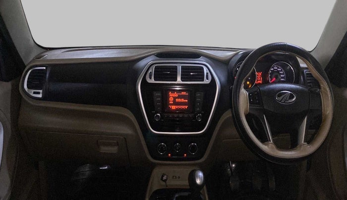 2017 Mahindra TUV300 T8, Diesel, Manual, 48,792 km, Dashboard