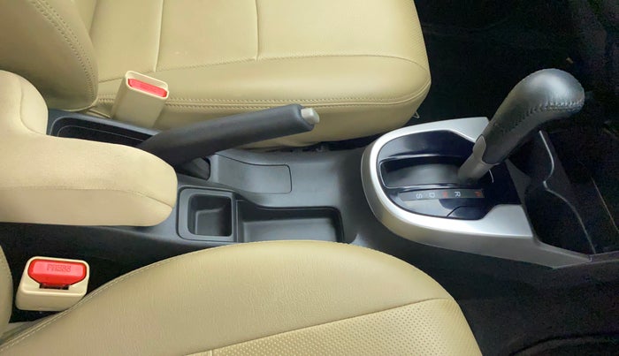 2019 Honda Jazz 1.2L I-VTEC VX CVT, Petrol, Automatic, 6,037 km, Gear Lever