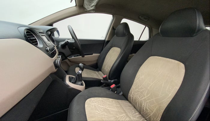 2015 Hyundai Grand i10 SPORTZ 1.2 KAPPA VTVT, Petrol, Manual, 68,443 km, Right Side Front Door Cabin