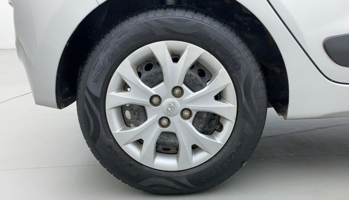 2015 Hyundai Grand i10 SPORTZ 1.2 KAPPA VTVT, Petrol, Manual, 68,443 km, Right Rear Wheel