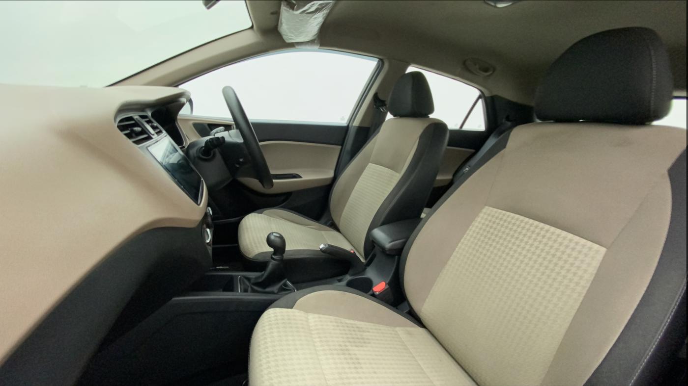 2018 Hyundai Elite i20 MAGNA EXECUTIVE 1.2, Petrol, Manual, 33,436 km, Right Side Front Door Cabin
