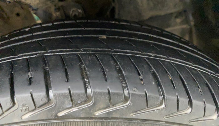 2020 Maruti New Wagon-R LXI CNG 1.0, CNG, Manual, 73,629 km, Right Front Tyre Tread