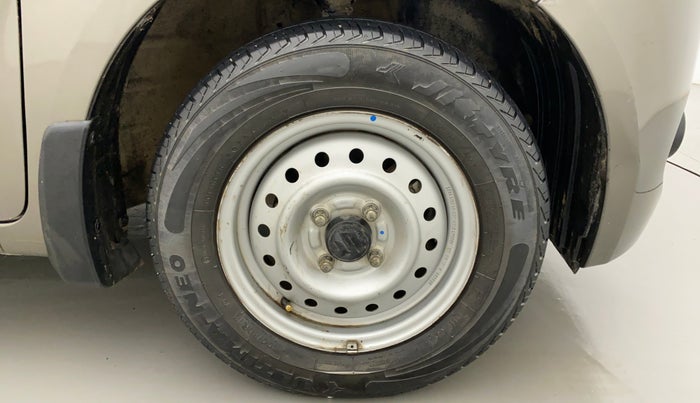 2020 Maruti New Wagon-R LXI CNG 1.0, CNG, Manual, 73,629 km, Right Front Wheel