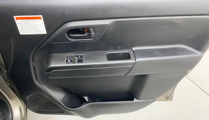 2020 Maruti New Wagon-R LXI CNG 1.0, CNG, Manual, 73,629 km, Driver Side Door Panels Control