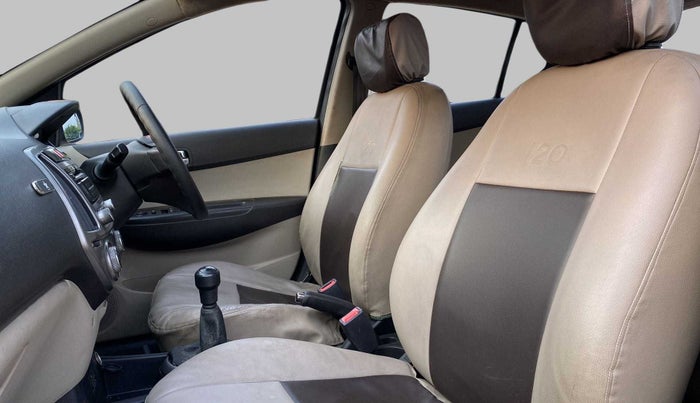 2012 Hyundai i20 MAGNA (O) 1.2, Petrol, Manual, 68,057 km, Right Side Front Door Cabin