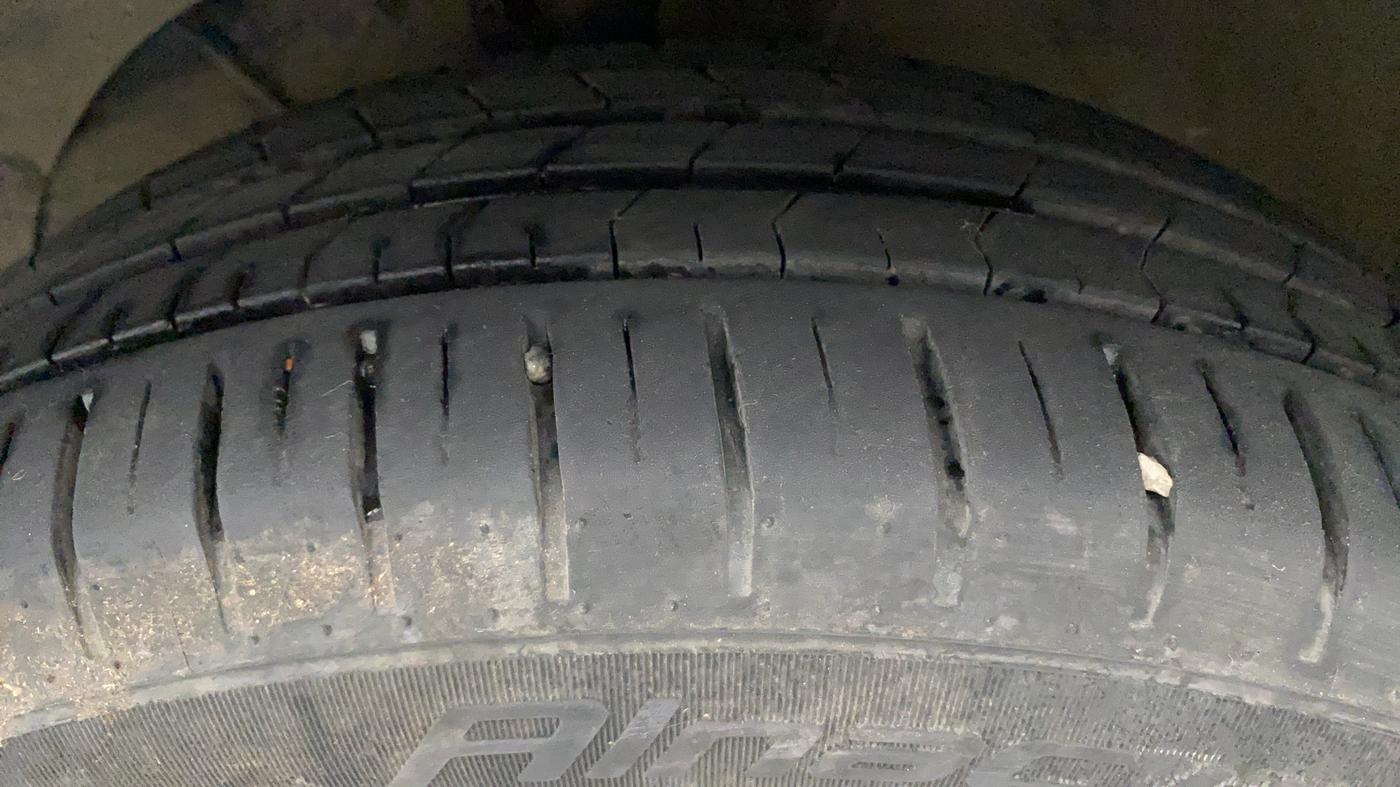 2019 Maruti Baleno ZETA PETROL 1.2, Petrol, Manual, 20,306 km, Left Front Tyre Tread