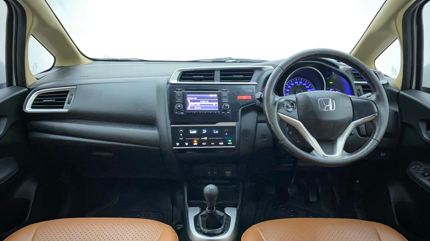 2015 Honda Jazz 1.5L I-DTEC V, Diesel, Manual, 76,743 km, Dashboard