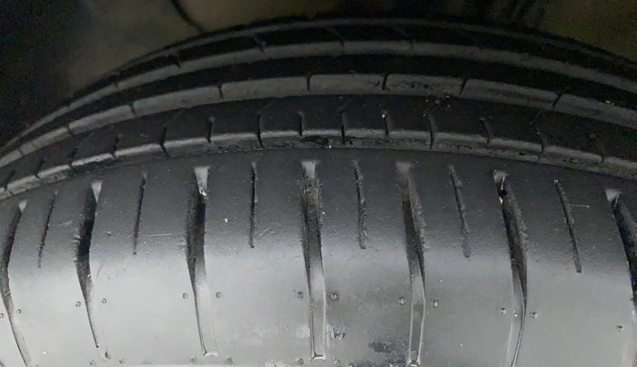 2018 Hyundai Elite i20 ASTA 1.2  CVT, Petrol, Automatic, 56,112 km, Left Front Tyre Tread