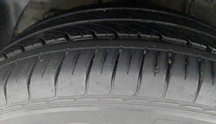 2018 Hyundai Elite i20 ASTA 1.2  CVT, Petrol, Automatic, 56,112 km, Right Rear Tyre Tread