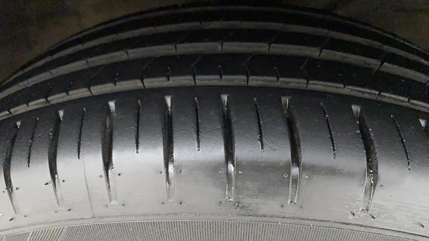 2022 Maruti Baleno ZETA PETROL 1.2, Petrol, Manual, 6,951 km, Right Front Tyre Tread