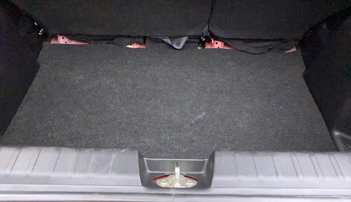 2022 Maruti Baleno ZETA PETROL 1.2, Petrol, Manual, 6,951 km, Boot Inside